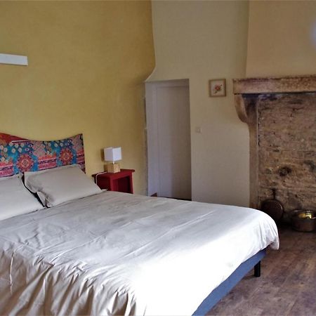 Bed and Breakfast Le Vieux Pont Saint-Julien  Exterior foto