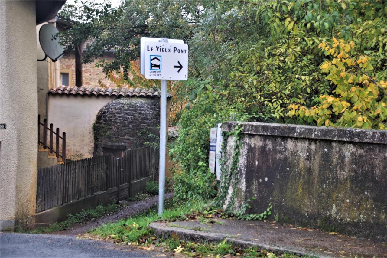 Bed and Breakfast Le Vieux Pont Saint-Julien  Exterior foto