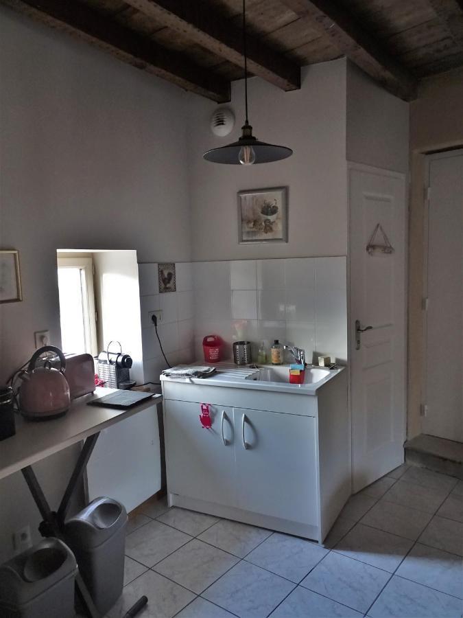 Bed and Breakfast Le Vieux Pont Saint-Julien  Exterior foto