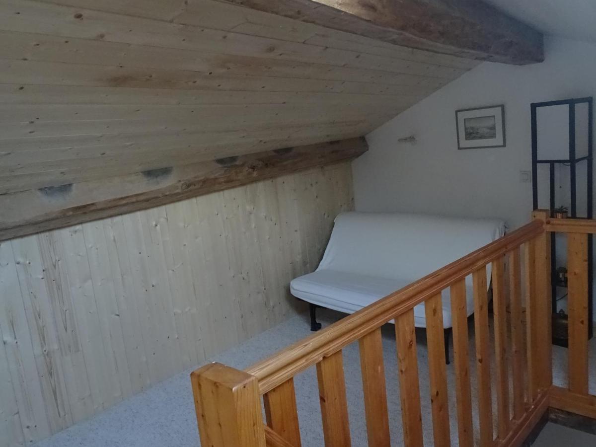 Bed and Breakfast Le Vieux Pont Saint-Julien  Exterior foto